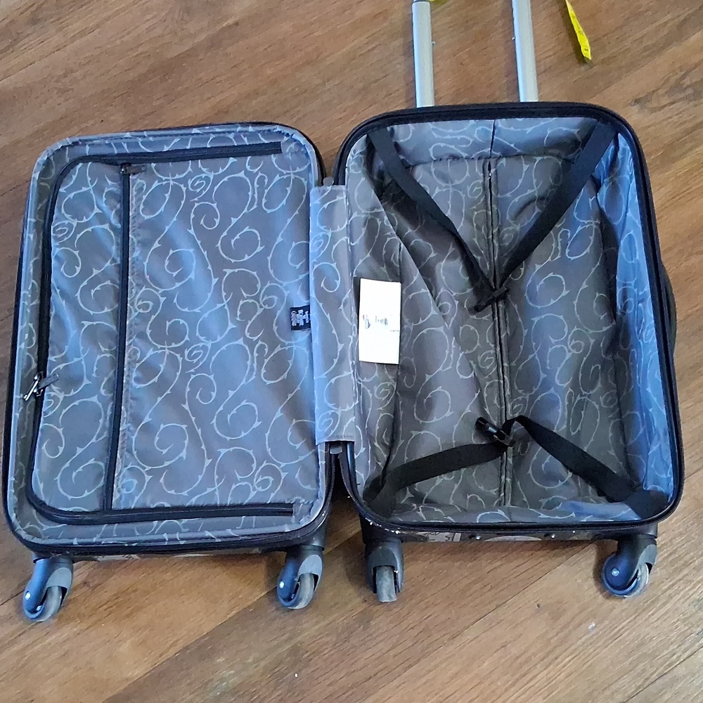 American Tourister Disney Nightmare Before Christmas Jack Skellington Suitcase - Picture 9 of 12